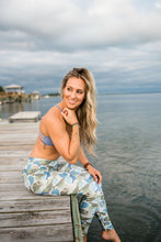 Load image into Gallery viewer, Lowco Camo Leggings (Blue)