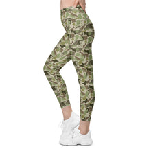 Load image into Gallery viewer, Lowco Camo Leggings with pockets