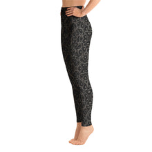 Load image into Gallery viewer, Oystuary Leggings (Black)