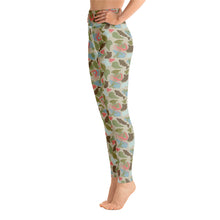 Load image into Gallery viewer, Lowco Camo Leggings (Coral)